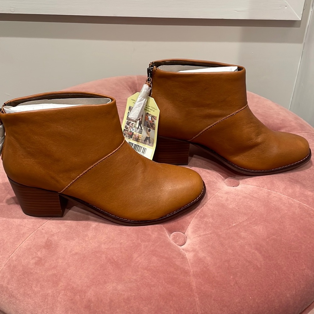 Ankle boots